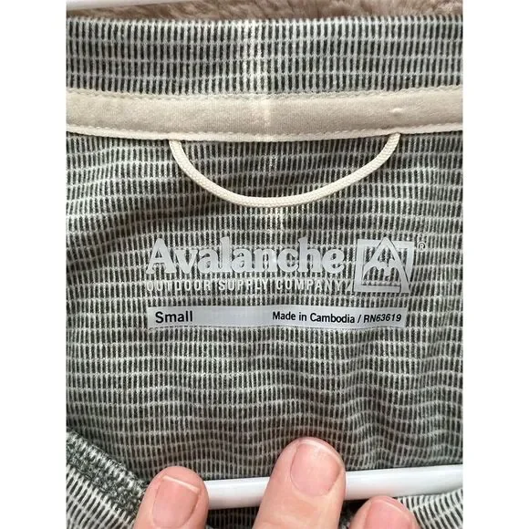 Avalanche Women's Gray Striped Long Sleeve Crew Neck Top Size S - Picture 3 of 7